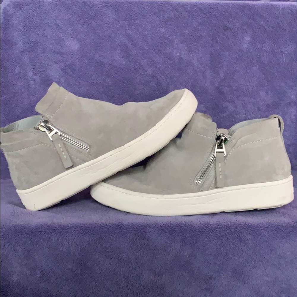Suede dolce vita sneakers